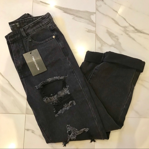 *sold* Prettylittlething black straight leg jean - Picture 2 of 5